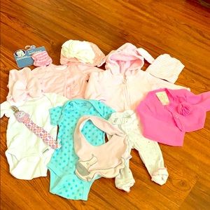 Precious newborn bundle 🌸